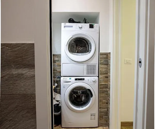 La Maison De Garage アパート