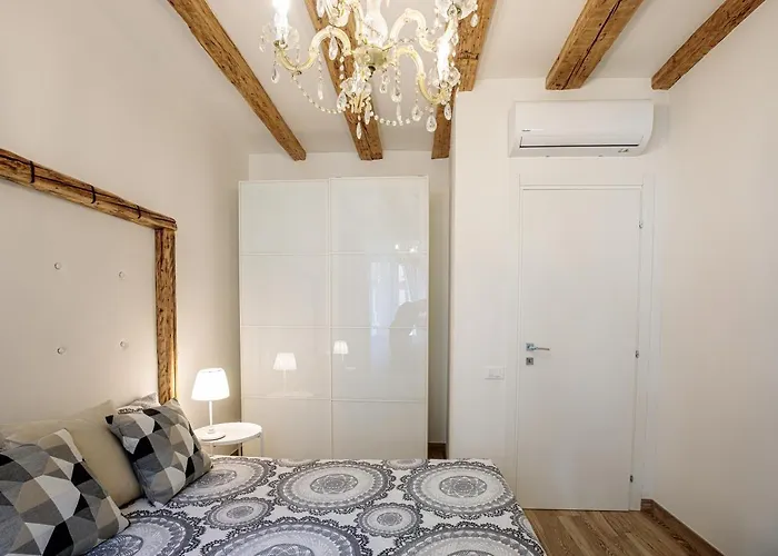 La Maison De Garage Trieste