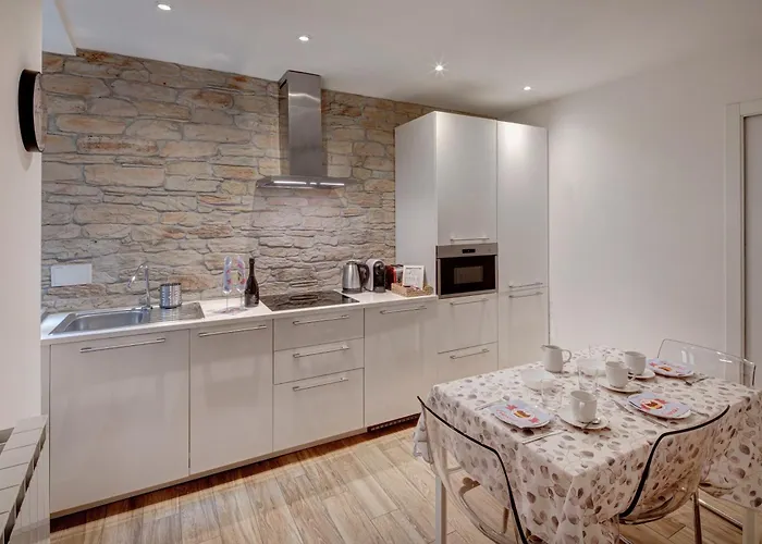 La Maison De Garage Appartement *